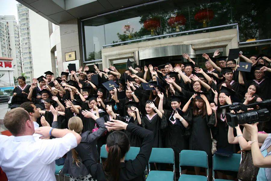 中央财经大学毕业证(中央财经大学毕业证书图片高清)